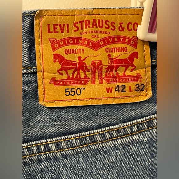 - 2016 Levi’s Men’s 550 Jeans Blue Size 42/32 (40x30) - Picture 5 of 7